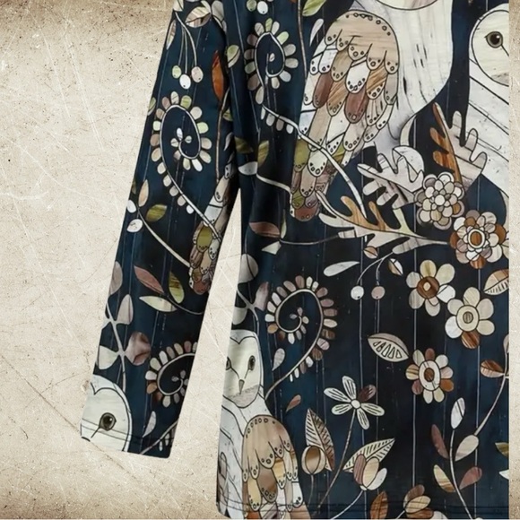 Owls in the Forest Women’s Blouse NWOT 95% Poly/40% Spandex, crewneck, wide hem. - Picture 4 of 7